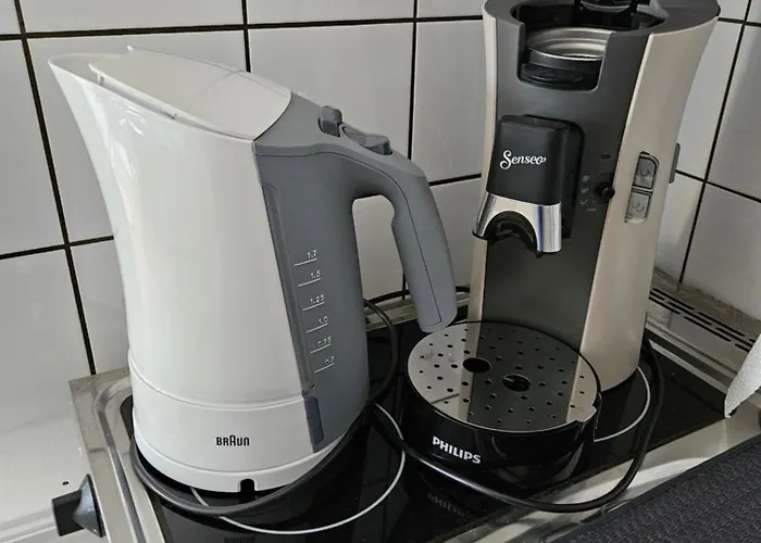Charmante 1 Zimmerwohnung Mit Stellplatz *