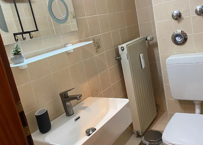 Charmante 1 Zimmerwohnung Mit Stellplatz